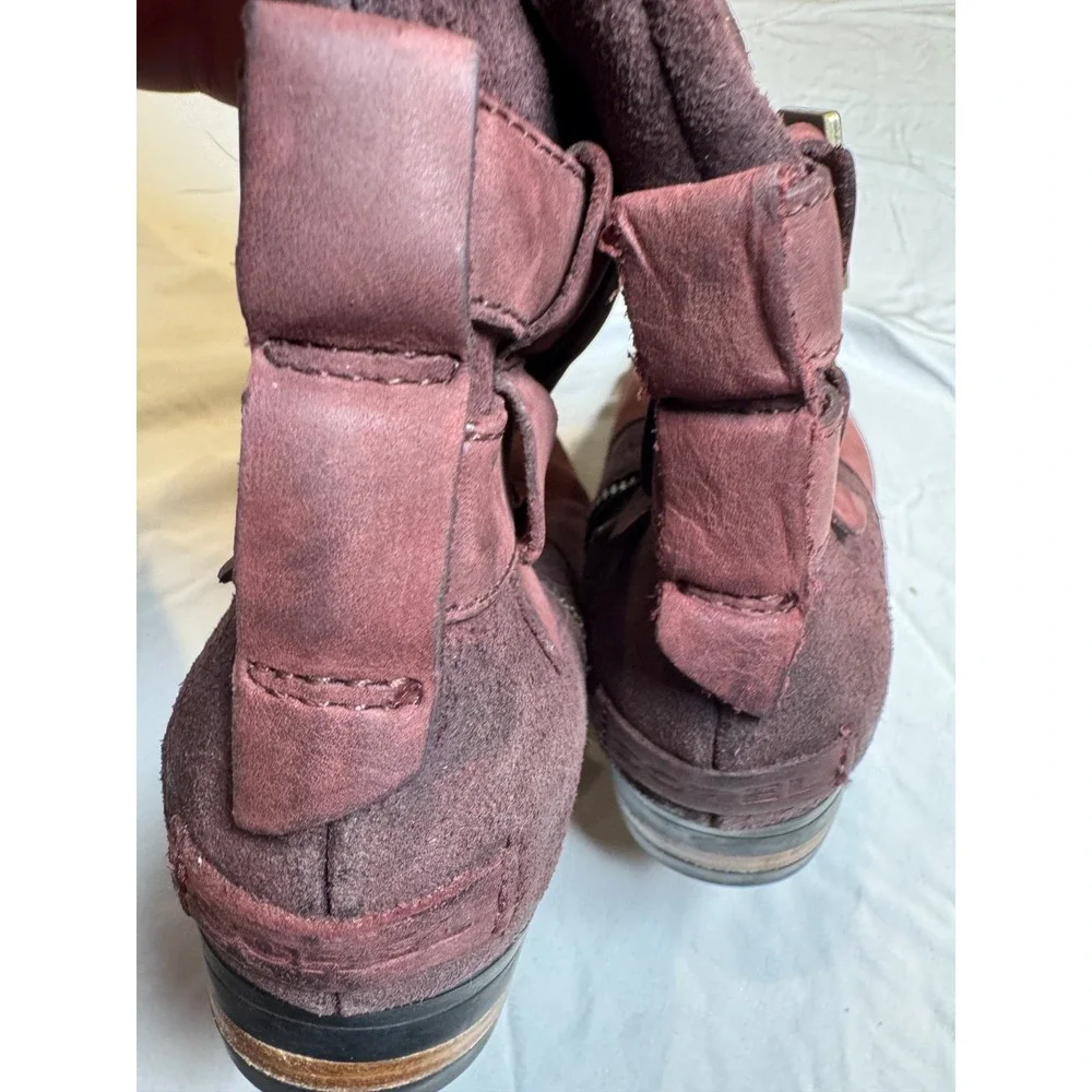 SOREL Lolla Tall II Waterproof Suede Side Zip Knee‎ High Riding Boots Women's 6